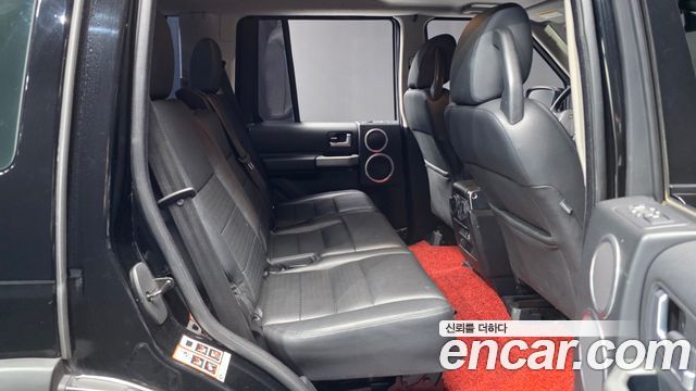 Land Rover Discovery 2008 — photo 12