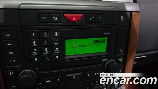 Land Rover Discovery 2008 — photo 16
