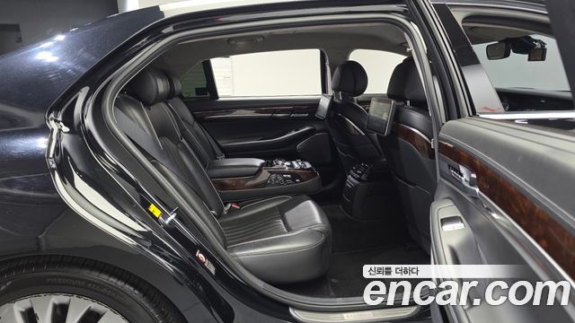 Genesis EQ900 2016 — photo 11