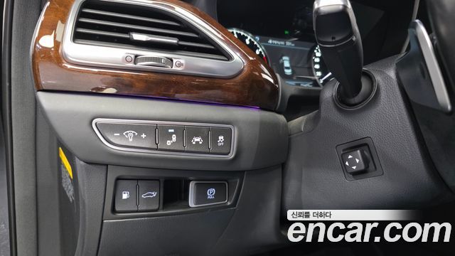 Genesis EQ900 2016 — photo 13