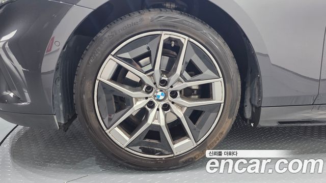 BMW 5-Series 2024 — photo 5