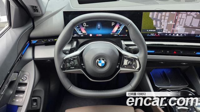 BMW 5-Series 2024 — photo 19