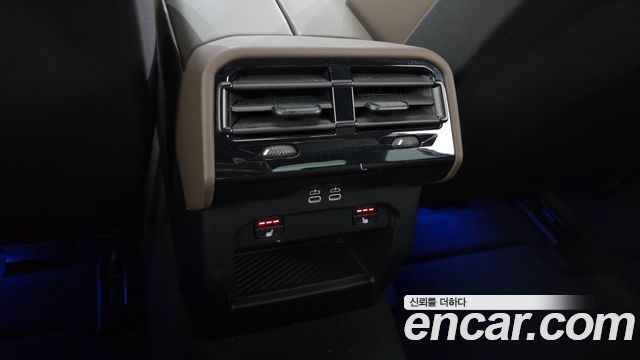 BMW 5-Series 2024 — photo 27