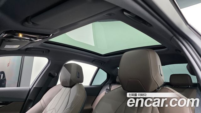 BMW 5-Series 2024 — photo 30