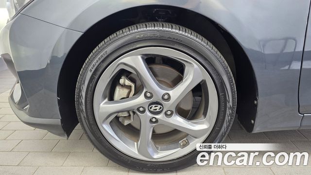 Hyundai Veloster 2018 — photo 5