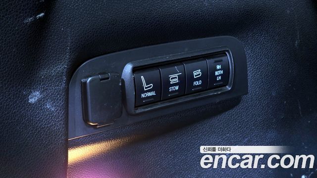 Ford Explorer 2017 — photo 33