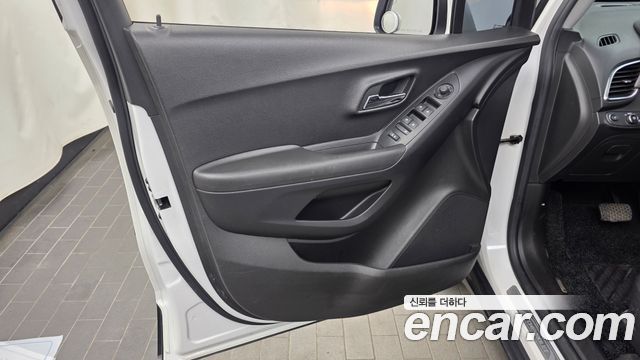 Chevrolet Korea Trax 2019 — photo 14