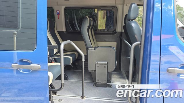 Hyundai Solati 2018 — photo 12