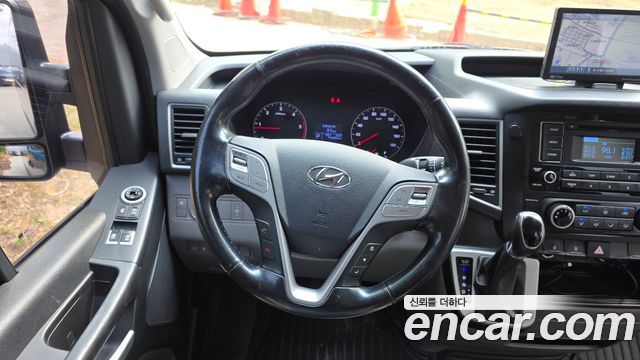 Hyundai Solati 2018 — photo 15