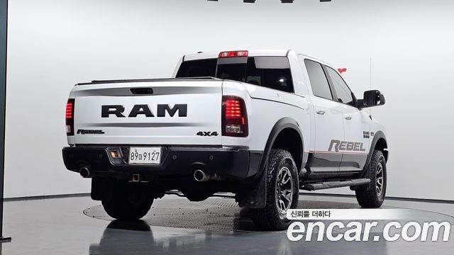 Dodge Ram Pick Up 2016 — photo 2