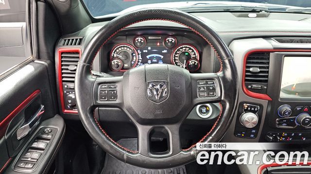 Dodge Ram Pick Up 2016 — photo 13