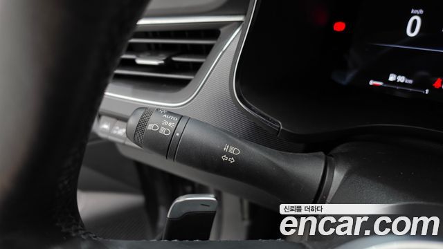 Renault Korea XM3 2022 — photo 25