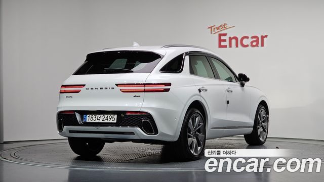 Genesis GV70 2021 — photo 2