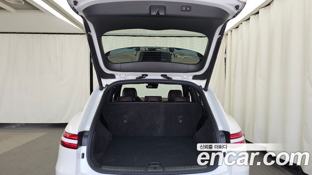 Genesis GV70 2021 — photo 26