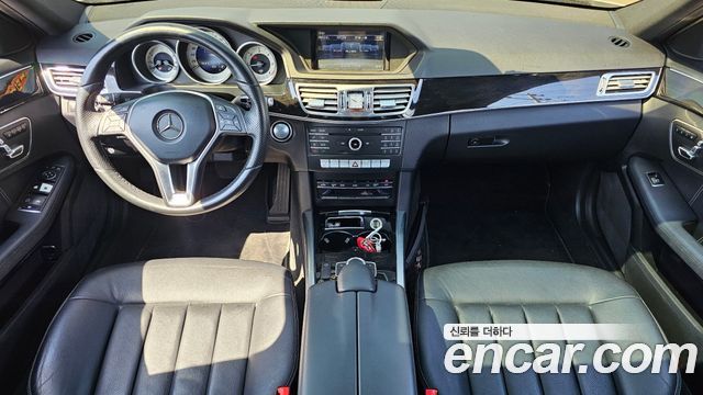 Mercedes-Benz E-Class 2016 — photo 7