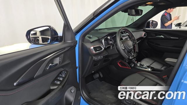 Chevrolet Korea Trailblazer 2023 — photo 13