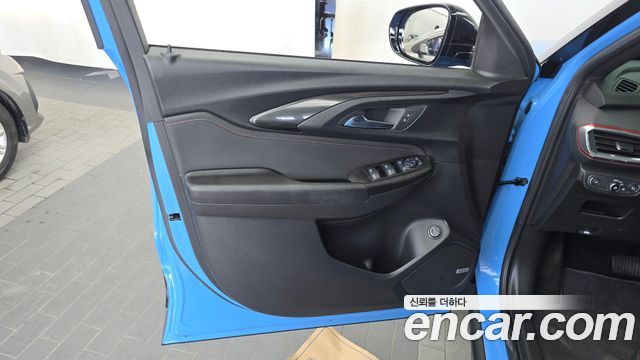 Chevrolet Korea Trailblazer 2023 — photo 14