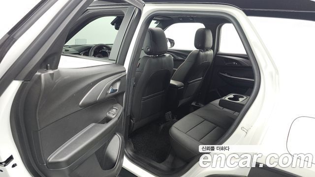 ChevroletGMDaewoo Trailblazer 2022 — photo 11