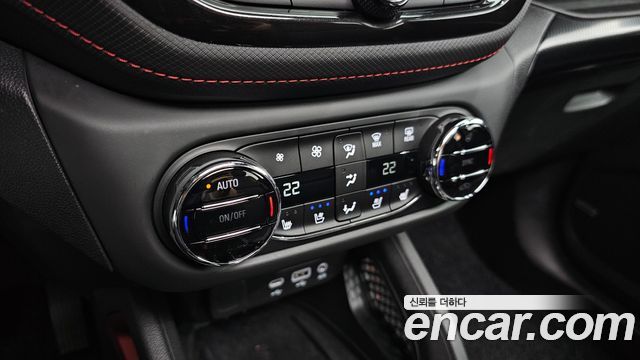 ChevroletGMDaewoo Trailblazer 2022 — photo 19