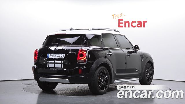 Mini Countryman 2018 — photo 2