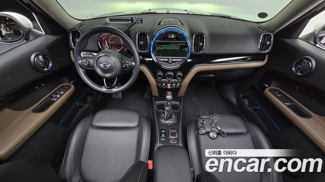 Mini Countryman 2018 — photo 7