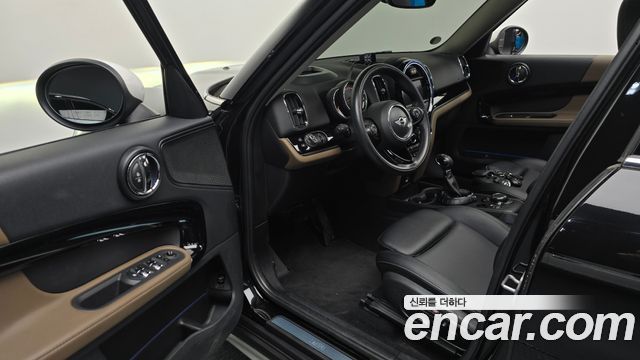 Mini Countryman 2018 — photo 10