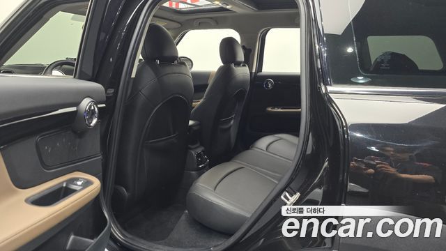 Mini Countryman 2018 — photo 11