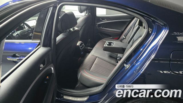 Genesis G70 2024 — photo 17