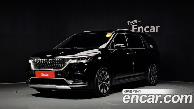 Kia Canival 2021 — photo 1