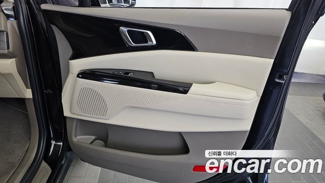Kia Canival 2021 — photo 15