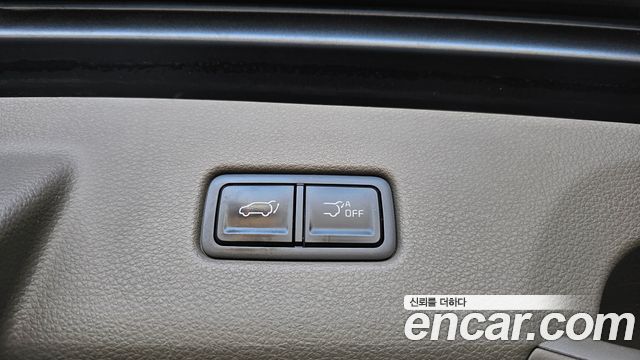 Kia Canival 2021 — photo 31