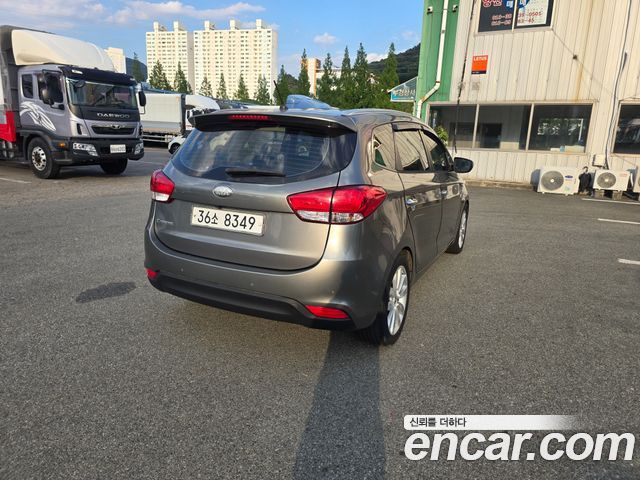 Kia Carens 2014 — photo 5