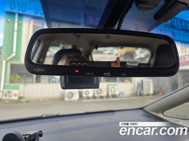 Kia Carens 2014 — photo 9