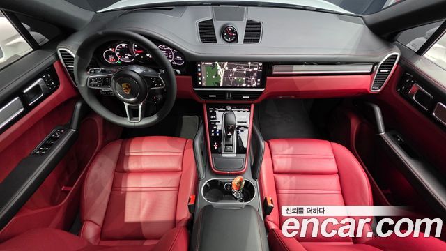 Porsche Cayenne 2023 — photo 7