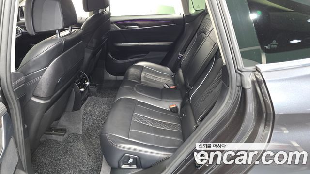 BMW Gran Turismo 2022 — photo 17