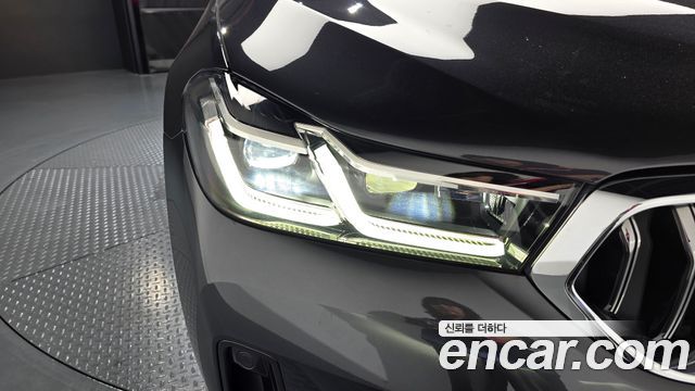 BMW Gran Turismo 2022 — photo 8