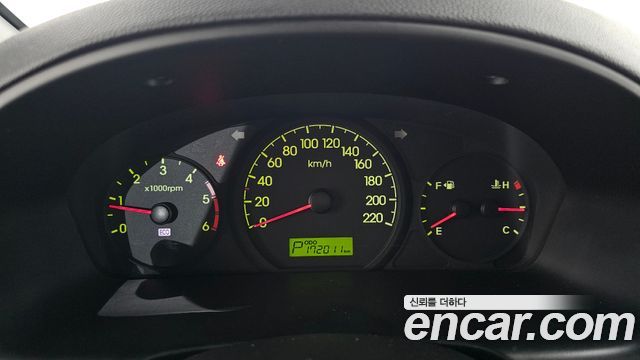 Hyundai Starex 2012 — photo 8