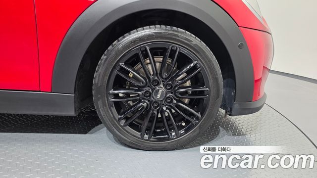 Mini Cooper Convertible 2024 — photo 7