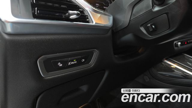 BMW X7 2025 — photo 24