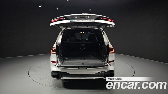 BMW X7 2025 — photo 26