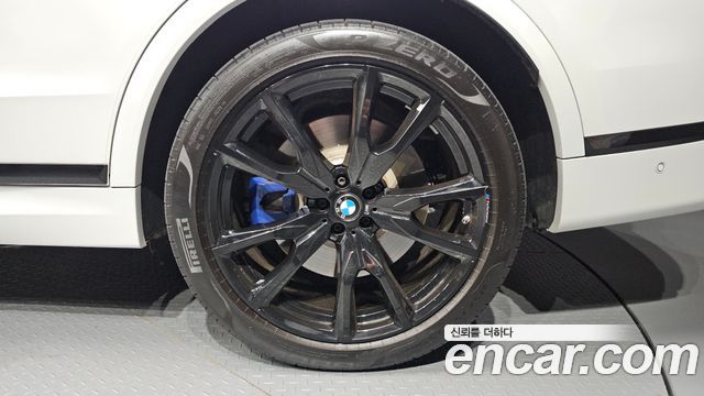 BMW X7 2025 — photo 7
