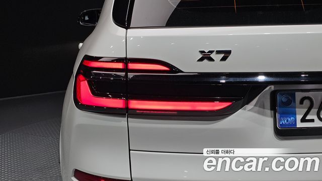 BMW X7 2025 — photo 9