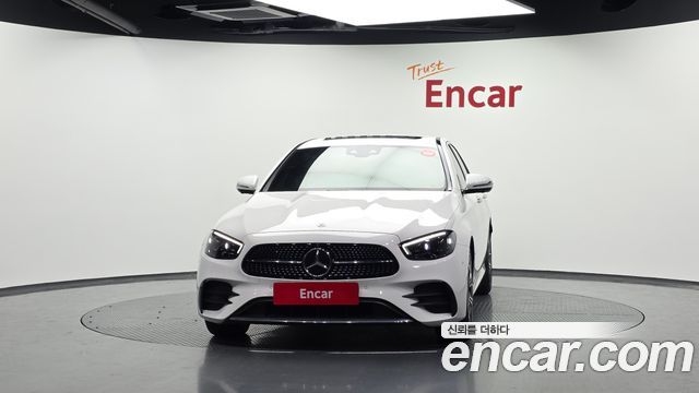Mercedes-Benz E-Class 2021 — photo 3