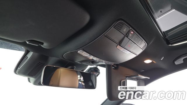 Mercedes-Benz E-Class 2021 — photo 30
