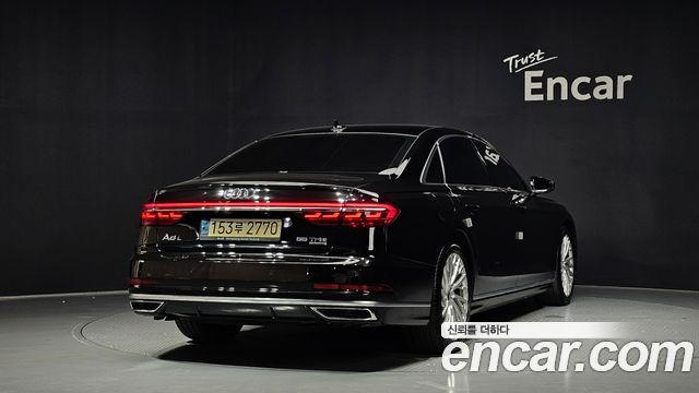 Audi A8 2021 — photo 2
