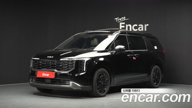 Kia Canival 2025 — photo 1