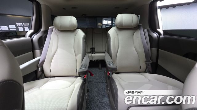 Kia Canival 2025 — photo 11