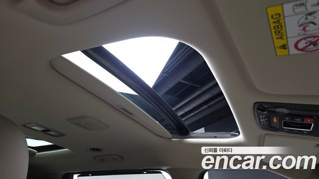 Kia Canival 2025 — photo 18