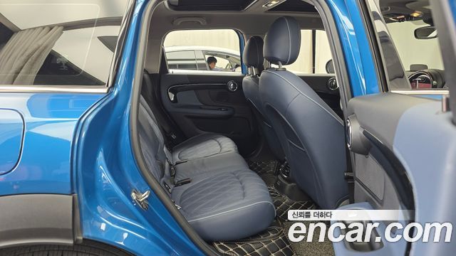 Mini Countryman 2021 — photo 17