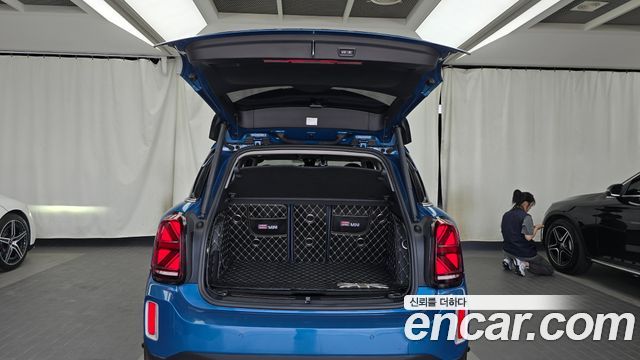 Mini Countryman 2021 — photo 26
